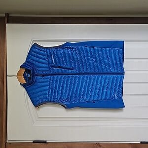 Mens Eddie Bauer First Ascent Microtherm Vest- Size small